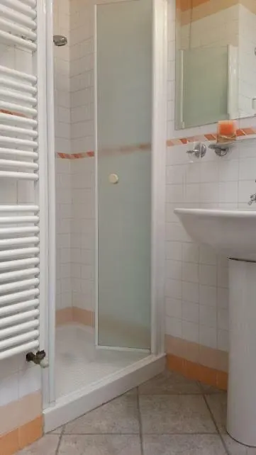 Casa Di Via Di Mezzo Apartment Camaiore