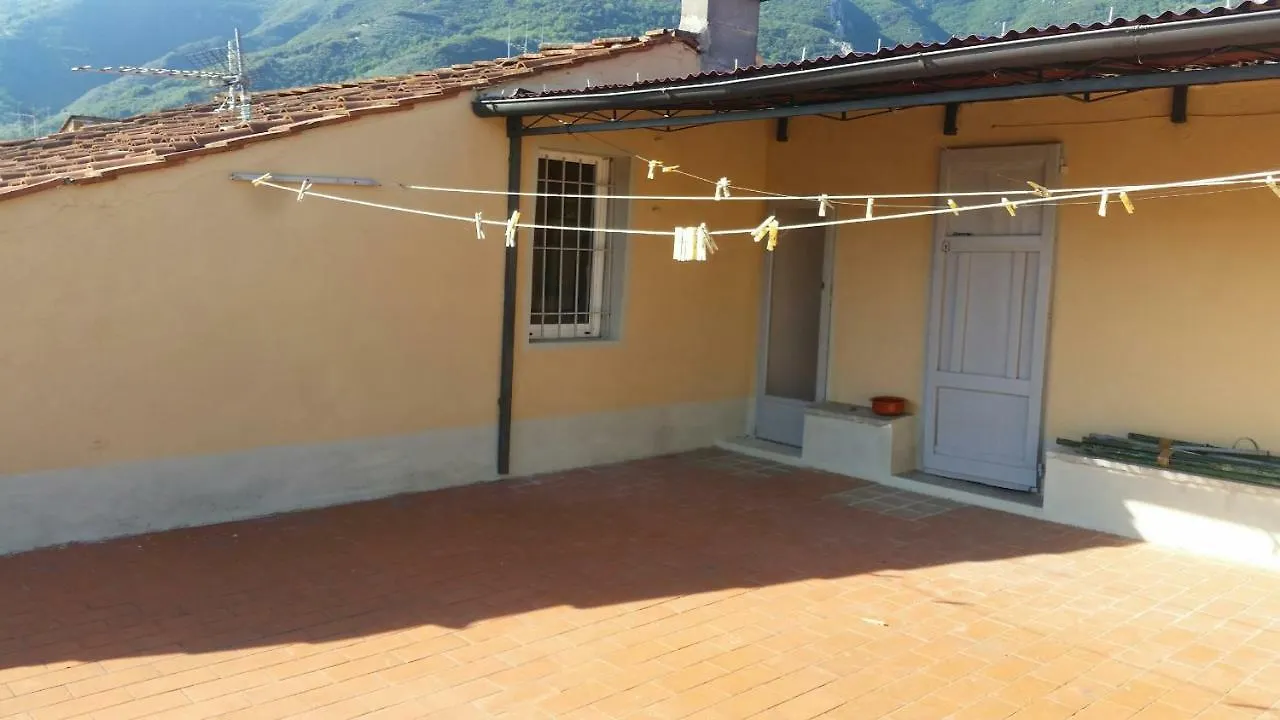 Casa Di Via Di Mezzo Apartment Camaiore Italy